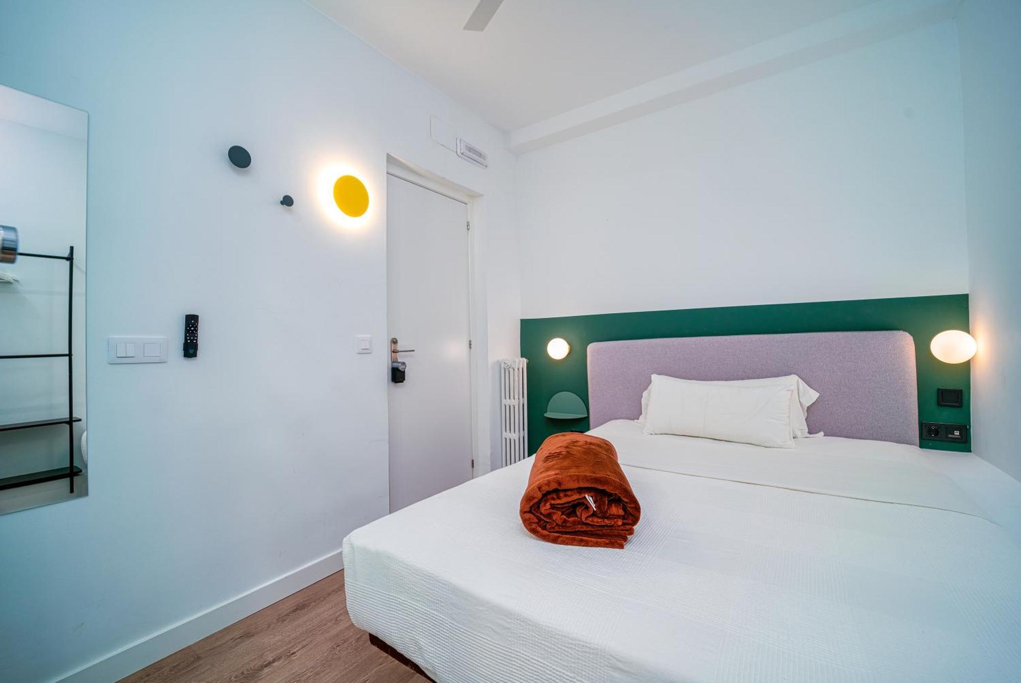 Hotel Angelito MAD Madrid Esterno foto